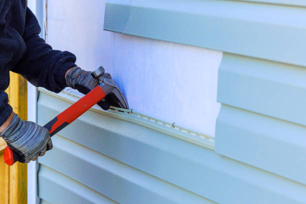 Reliable Storm Damage Siding Repair contractor in Roanoke, IN by Squared Siding
