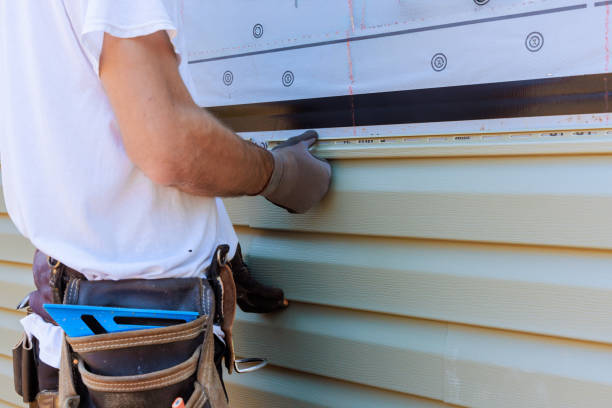 Trusted Storm Damage Siding Repair service in Roanoke, IN - Squared Siding